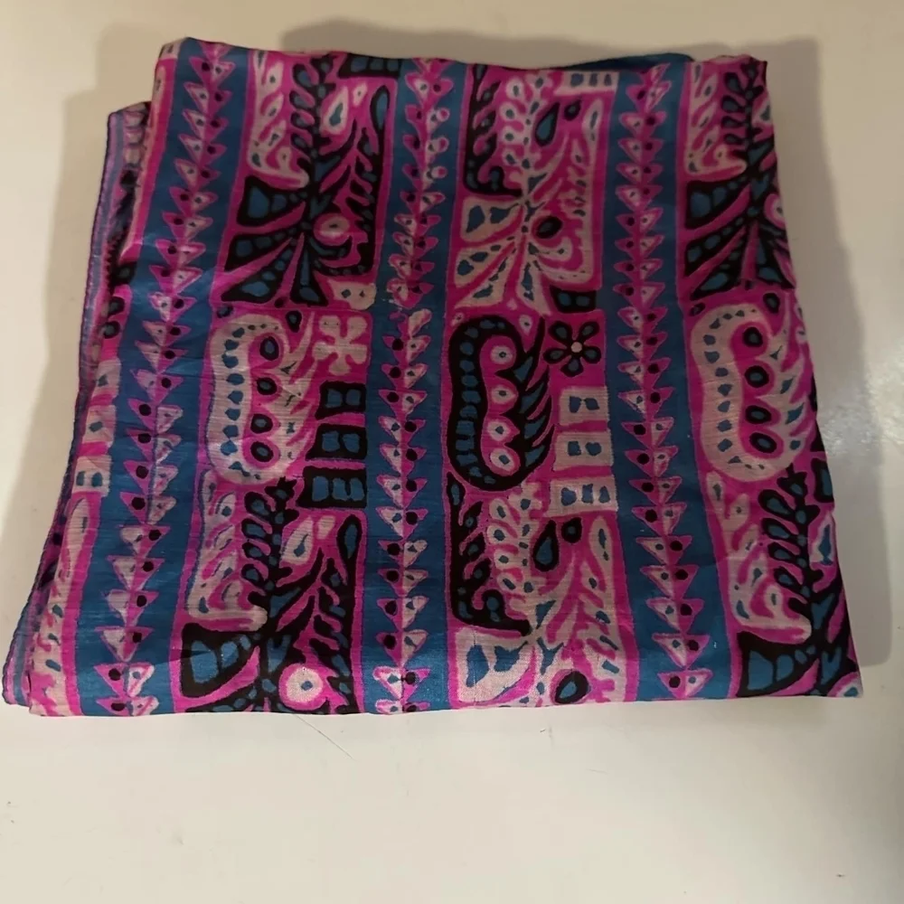 Elegant Pink and Blue Paisley 100% Hand Woven Silk Scarf 34x34